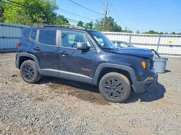 2018 JEEP RENEGADE TRAILHAWK 4X4