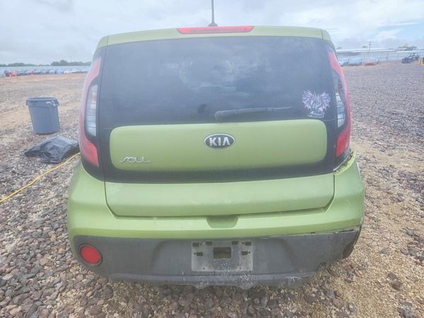 2017 KIA SOUL Base