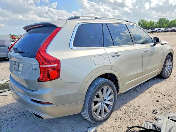 2016 VOLVO XC90 SV42 Momentum