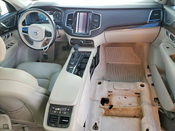 2016 VOLVO XC90 SV42 Momentum