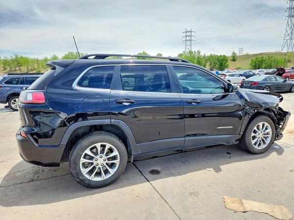2022 JEEP CHEROKEE LATITUDE LUX 4X2