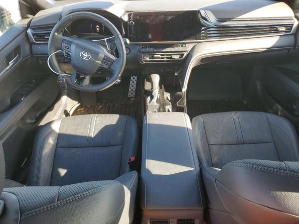 2025 TOYOTA CAMRY