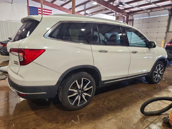 2020 HONDA PILOT