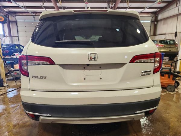 2020 HONDA PILOT