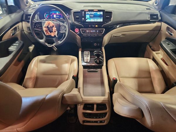 2020 HONDA PILOT