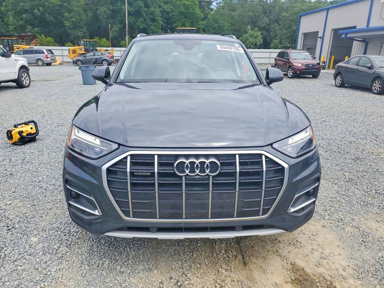 2021 AUDI Q5 quattro Premium Plus