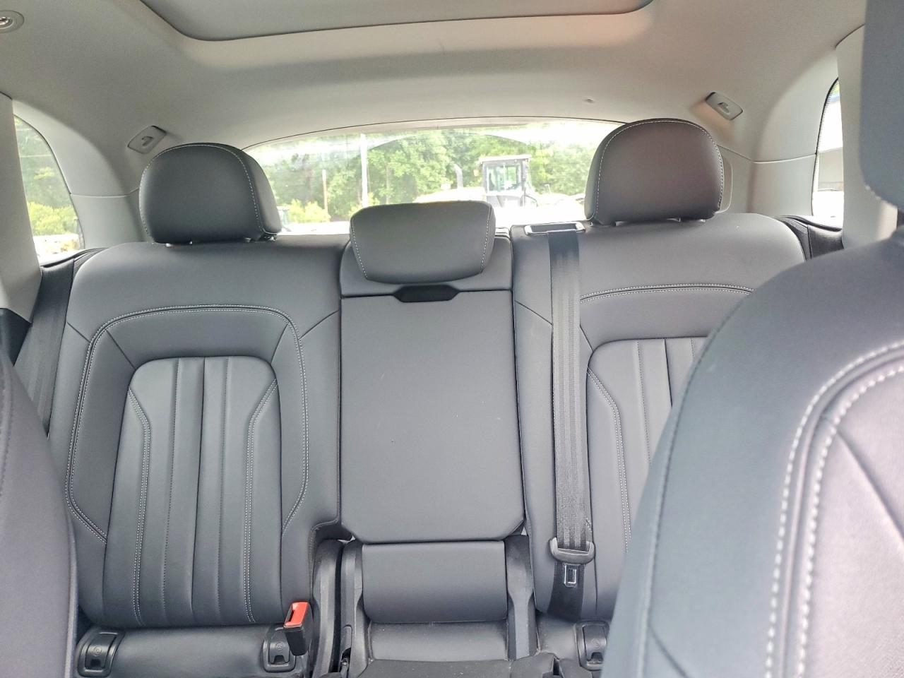 2021 AUDI Q5 quattro Premium Plus
