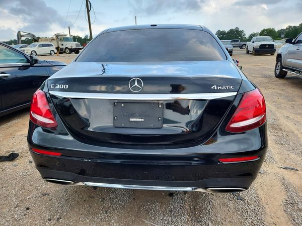 2019 MERCEDES-BENZ E