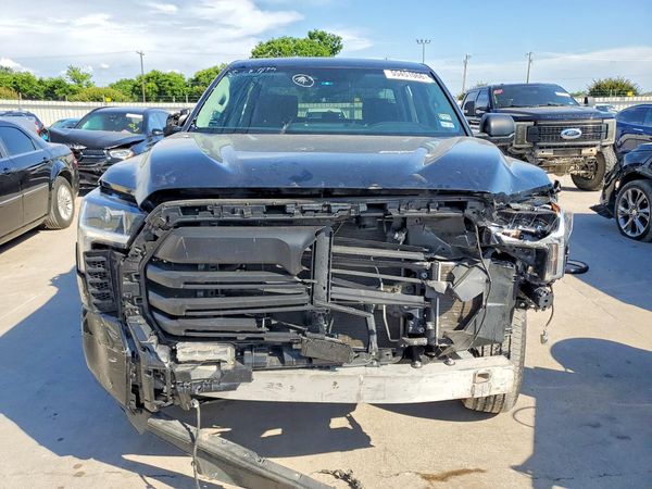 2024 TOYOTA TUNDRA