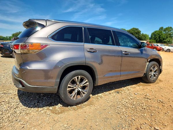 2016 TOYOTA HIGHLANDER