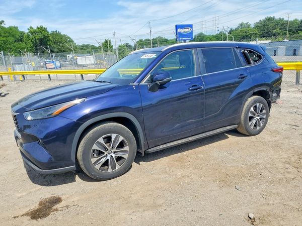2023 TOYOTA HIGHLANDER