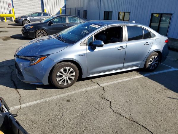 2021 TOYOTA COROLLA LE