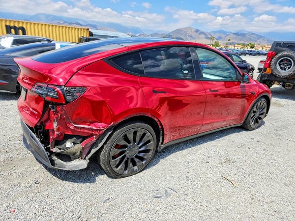 2022 TESLA MODEL Y