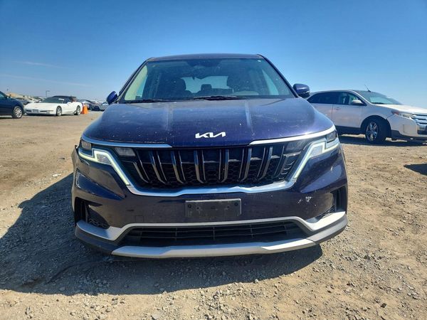 2022 KIA CARNIVAL LX, LX Seat Package