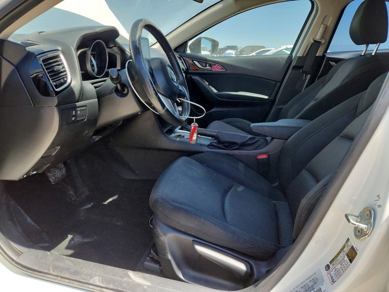 2015 MAZDA 3 Touring/GS