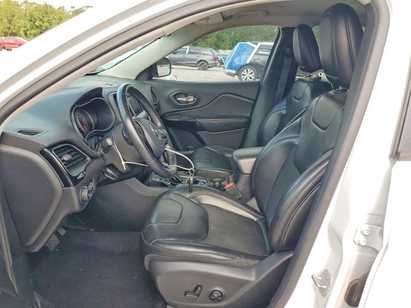 2019 JEEP CHEROKEE LATITUDE PLUS FWD