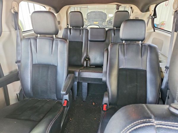 2017 DODGE GRAND CARAVAN SXT