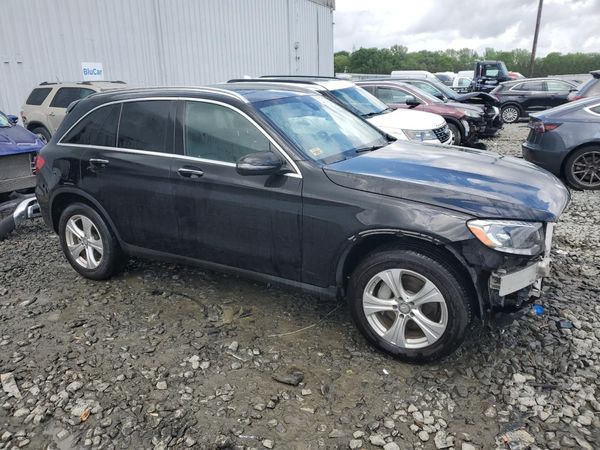 2016 MERCEDES-BENZ GLC