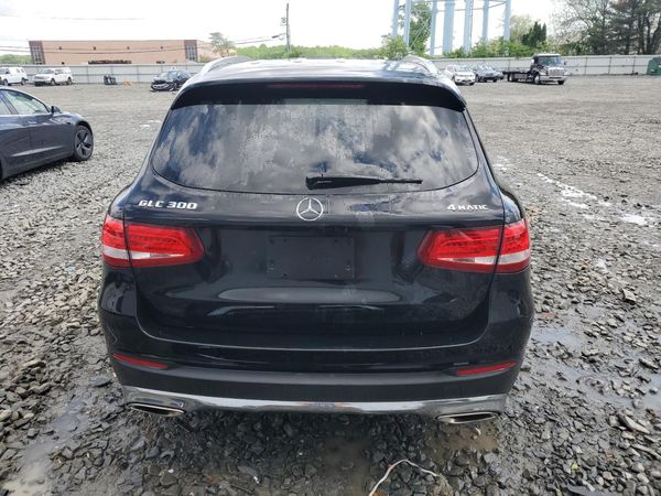2016 MERCEDES-BENZ GLC