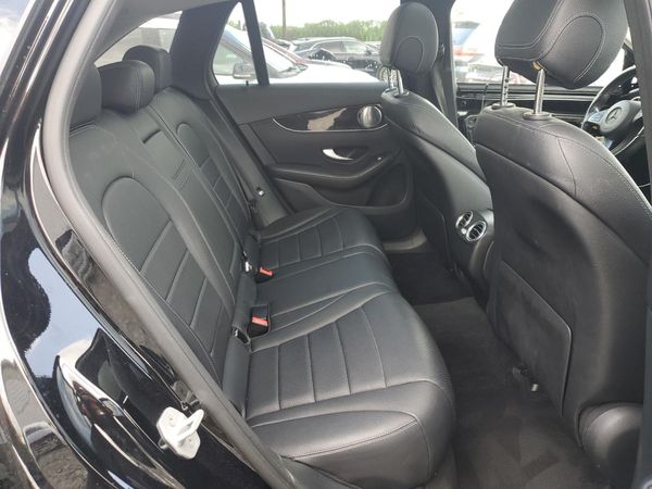 2016 MERCEDES-BENZ GLC