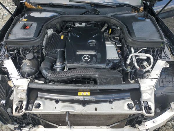 2016 MERCEDES-BENZ GLC