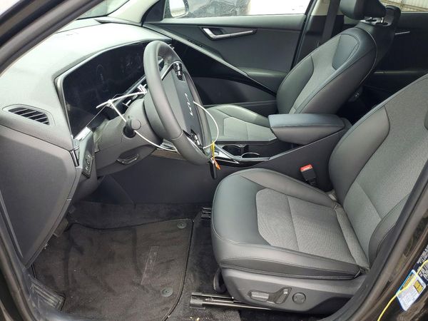 2025 KIA NIRO Wind