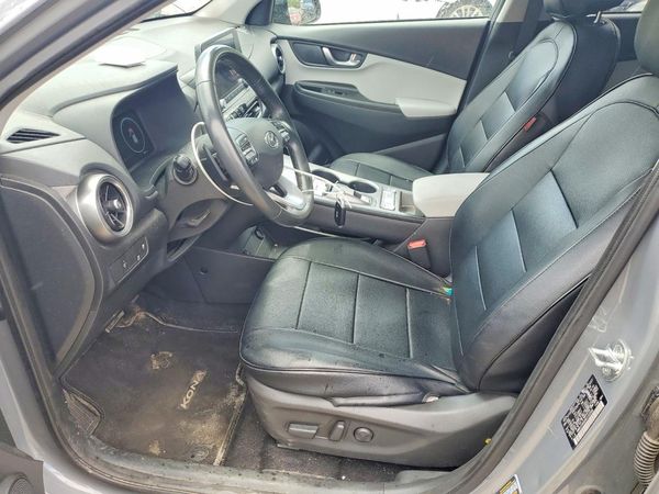 2022 HYUNDAI KONA SEL Convenience Pkg