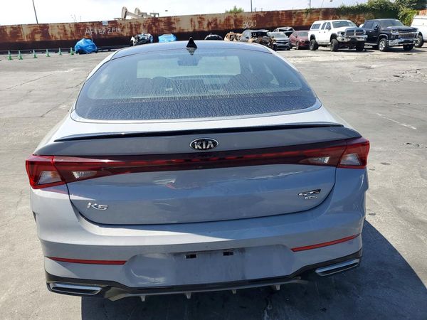 2021 KIA K5 GT-Line
