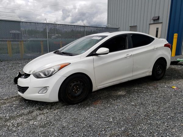 2013 HYUNDAI ELANTRA