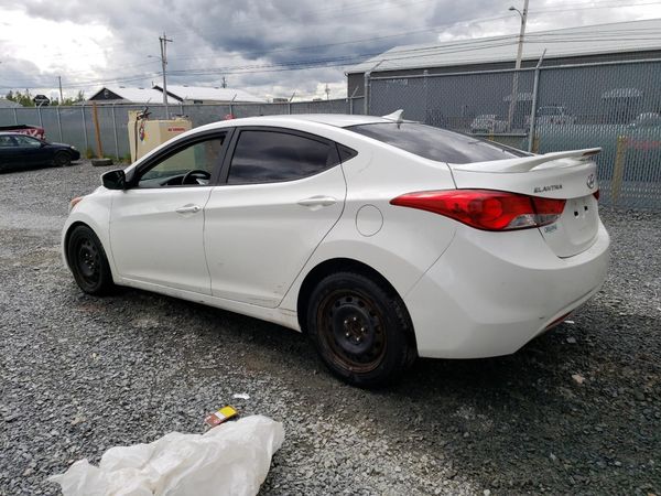 2013 HYUNDAI ELANTRA