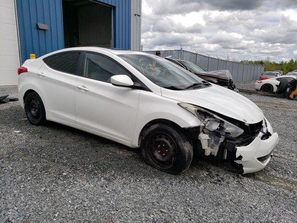 2013 HYUNDAI ELANTRA