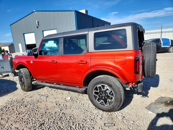 2024 FORD BRONCO Outer Banks