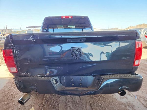 2016 RAM 1500 ST