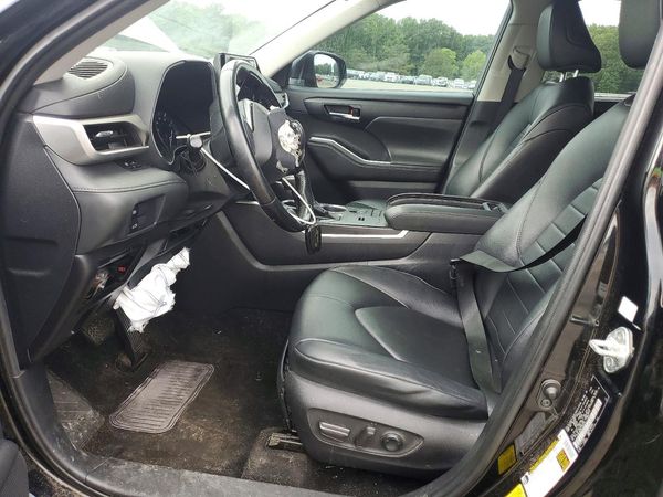 2020 TOYOTA HIGHLANDER XLE