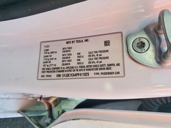 2023 TESLA MODEL 3