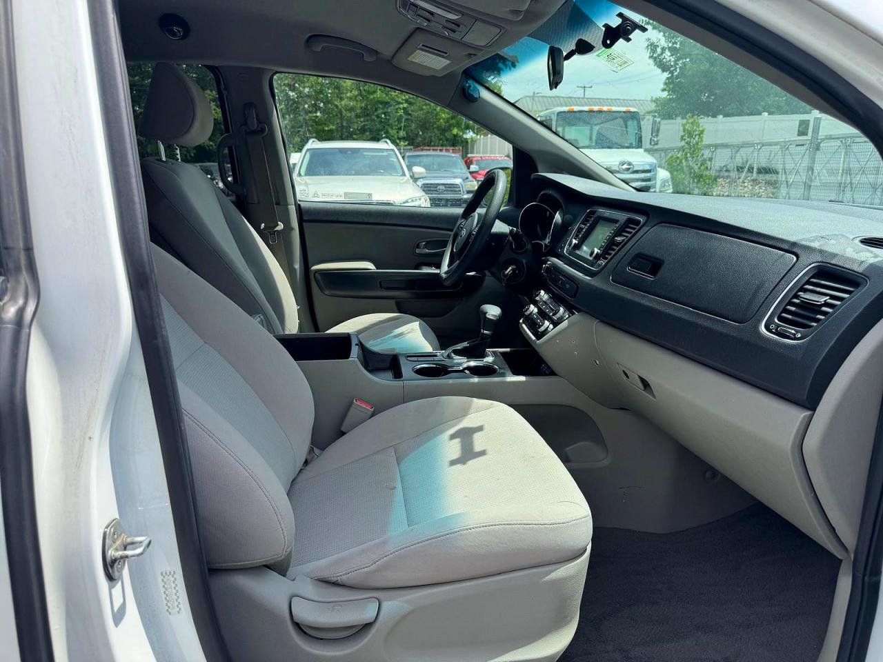 2019 KIA SEDONA LX/EX