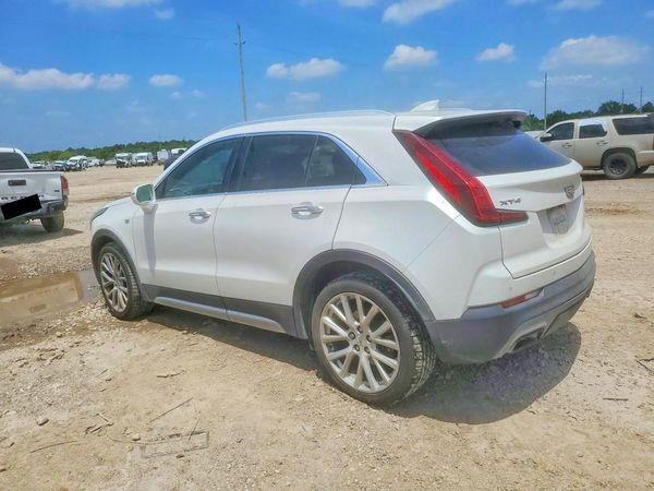 2019 CADILLAC XT4 Premium Luxury