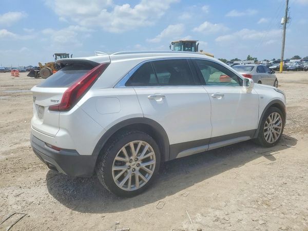 2019 CADILLAC XT4 Premium Luxury