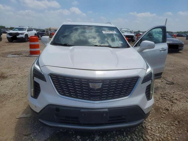 2019 CADILLAC XT4 Premium Luxury