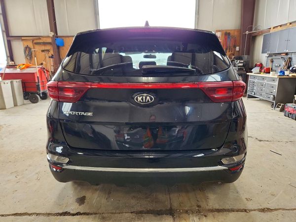 2021 KIA SPORTAGE