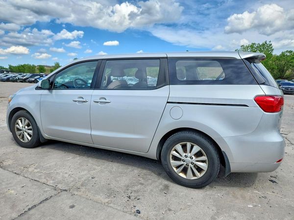 2015 KIA SEDONA