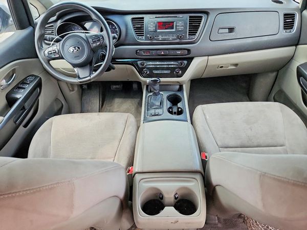 2015 KIA SEDONA