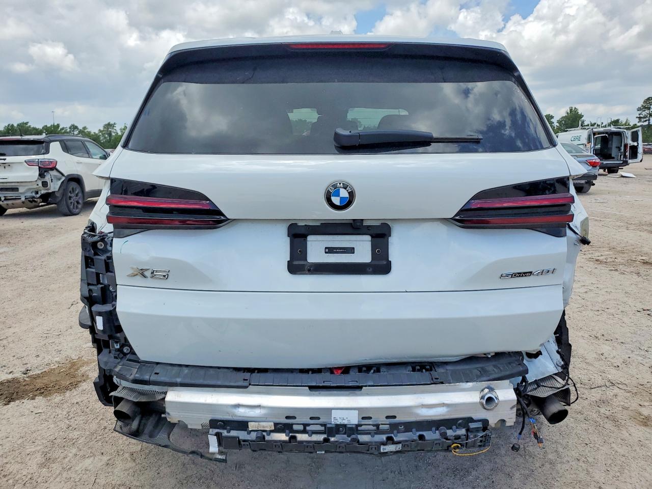 2024 BMW X5 sDrive40i