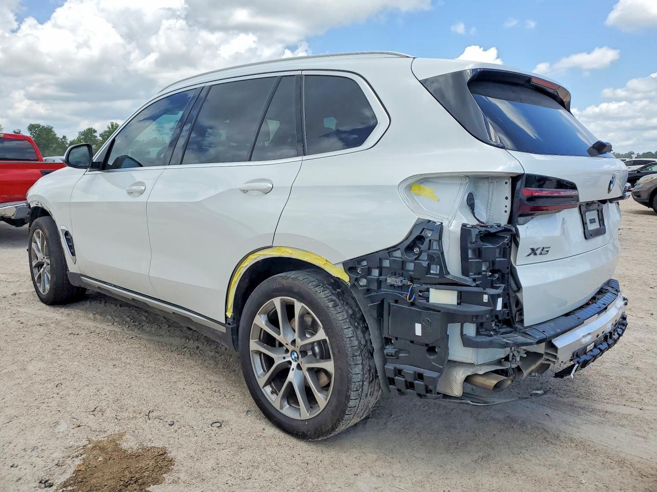 2024 BMW X5 sDrive40i