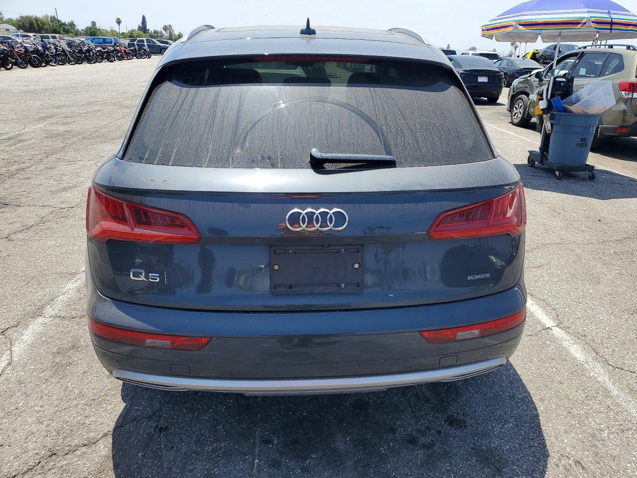 2020 AUDI Q5 quattro Premium