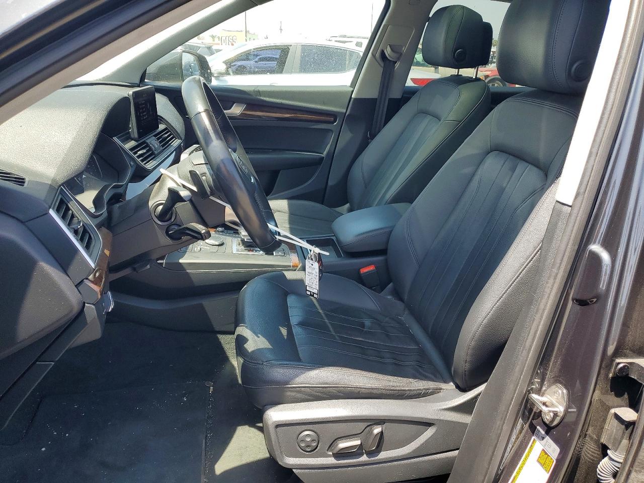2020 AUDI Q5 quattro Premium