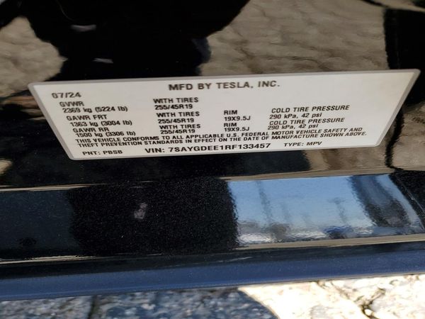2024 TESLA MODEL Y