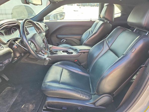 2019 DODGE CHALLENGER SXT
