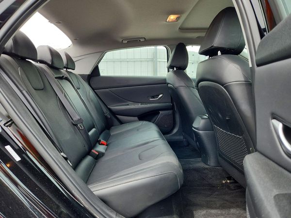 2023 HYUNDAI ELANTRA Limited