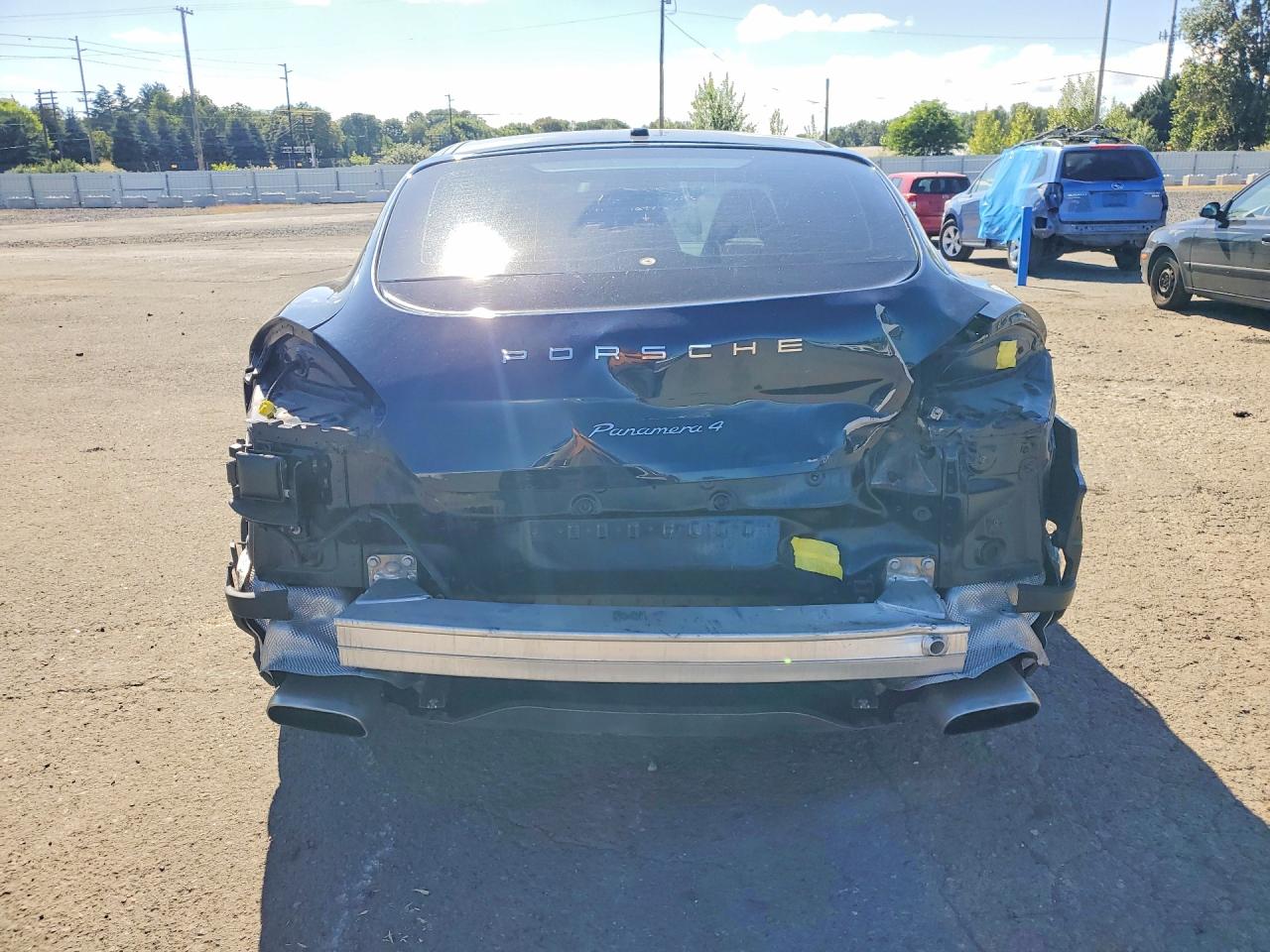 2016 PORSCHE PANAMERA Base (2WD), 4 (4WD)